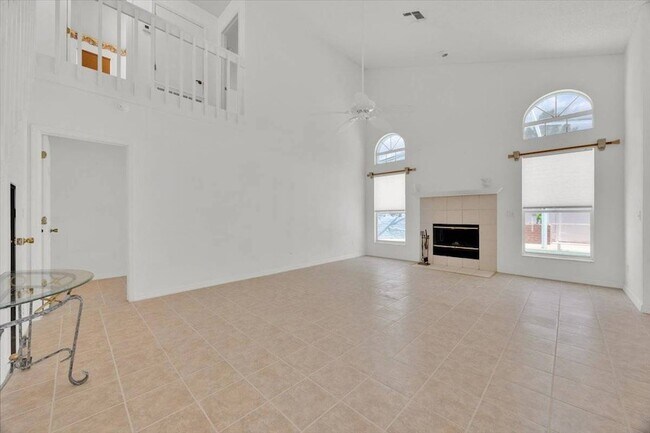 Building Photo - 642 Riggs Cir