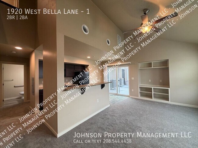 Building Photo - 1920 W Bella Ln