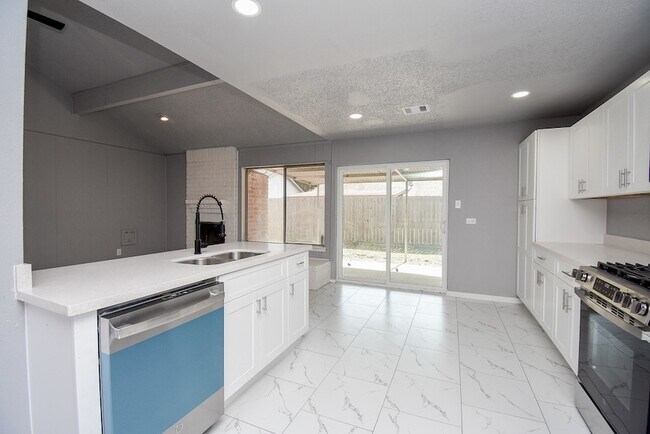 Building Photo - 23515 Briarcreek Blvd