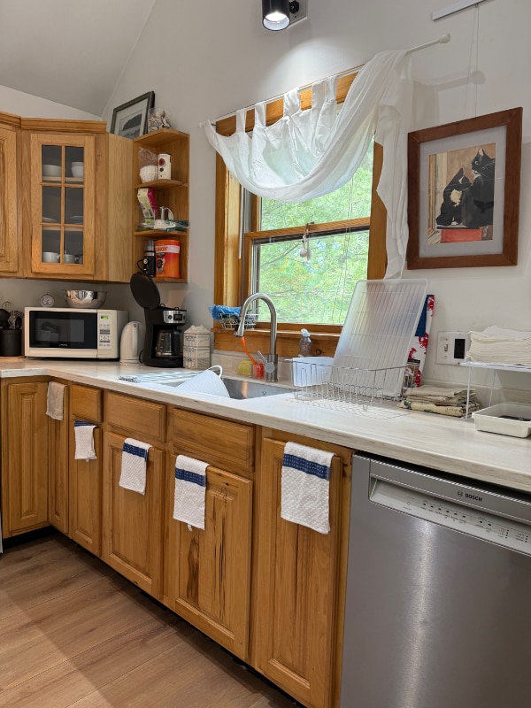 Building Photo - 19 Frog Pond Rd