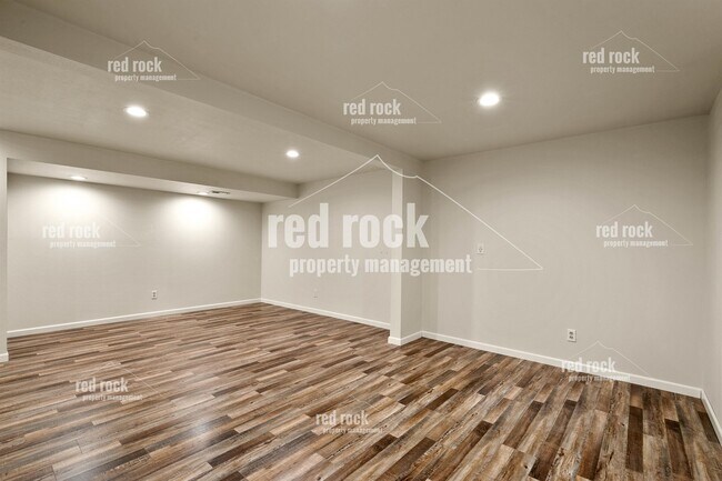 Building Photo - 6103 W Wind River Dr