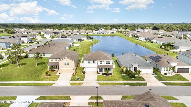 Building Photo - 1043 Corbin Cir SW