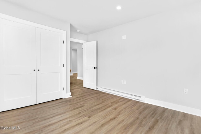 Building Photo - 103 E High St