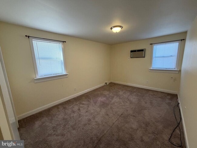 Building Photo - 12450 Knights Rd