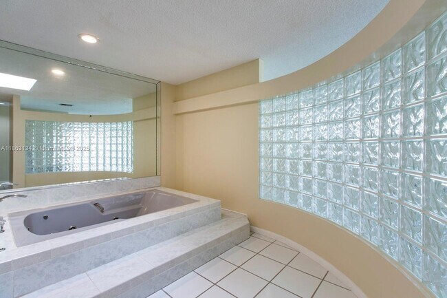 Building Photo - 161 SW 129th Ave