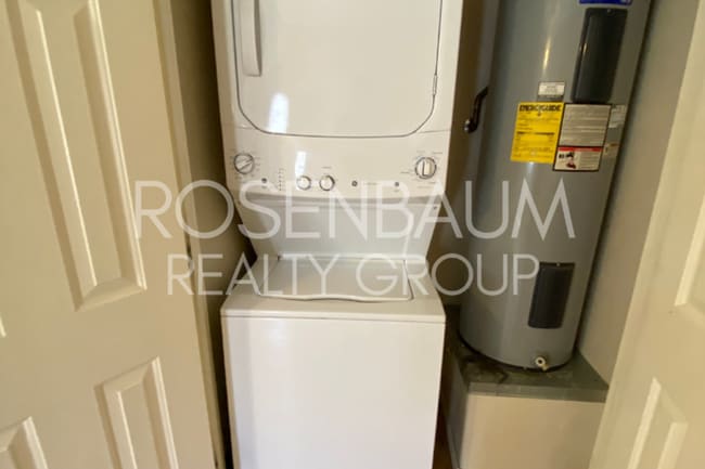 Building Photo - 2632 N Richey Blvd