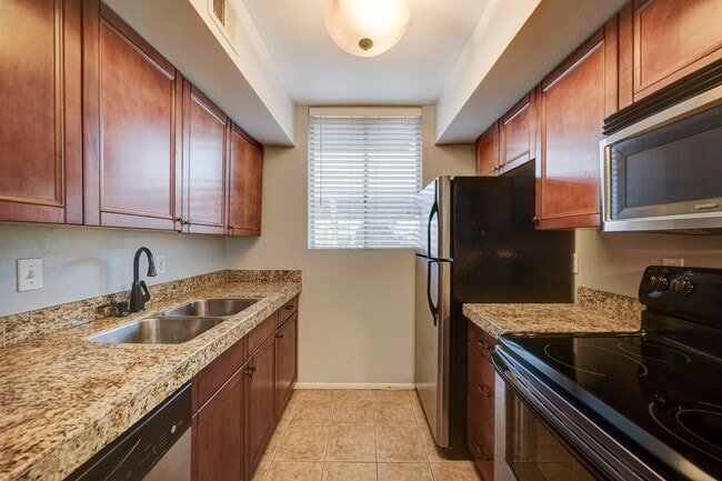 Building Photo - Ready to View Now! Arcadia Lite - 2 bedroom/1 Bath- Adorable Condo and Community-W/T/S are included!