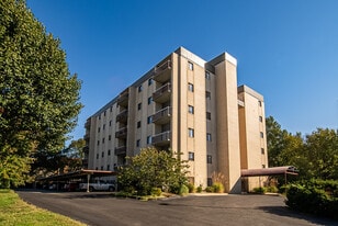 Building Photo - Regency Tower