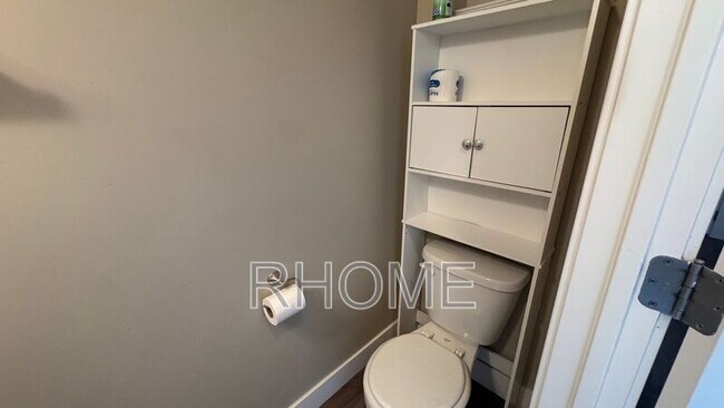 Building Photo - 8044 N Clydesdale Dr