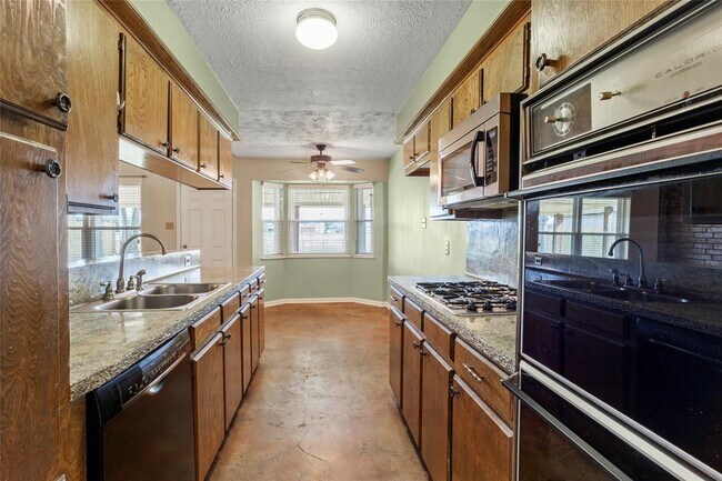 Building Photo - 4706 Jefferson Ave
