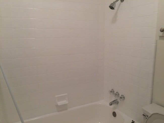 Building Photo - 3513CU