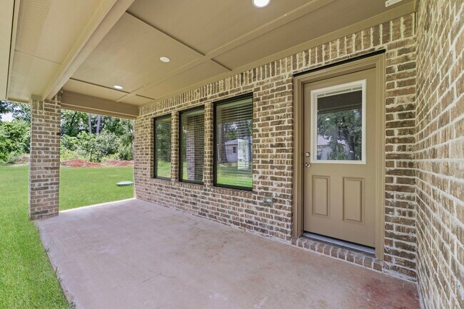 Building Photo - 23620 Youpon Ln