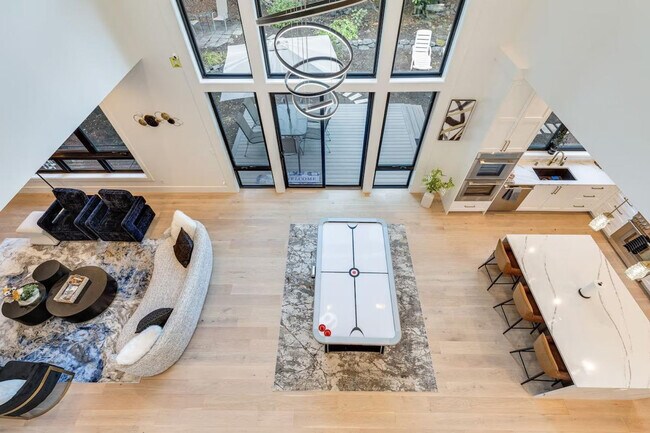 Building Photo - 115 110th Pl SE