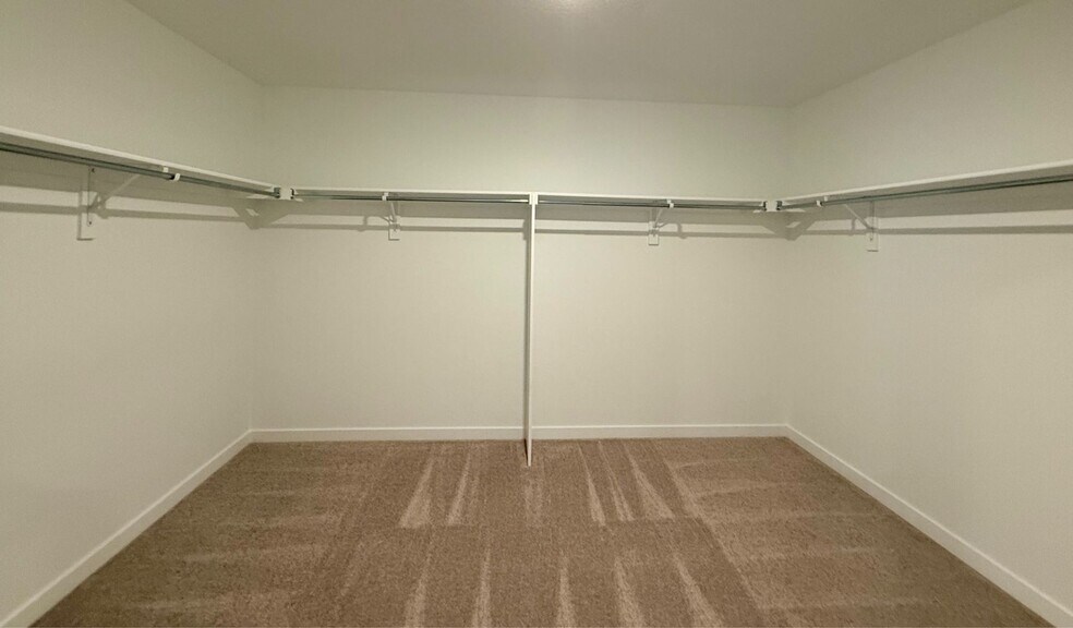Building Photo - 236 Kobe Ln
