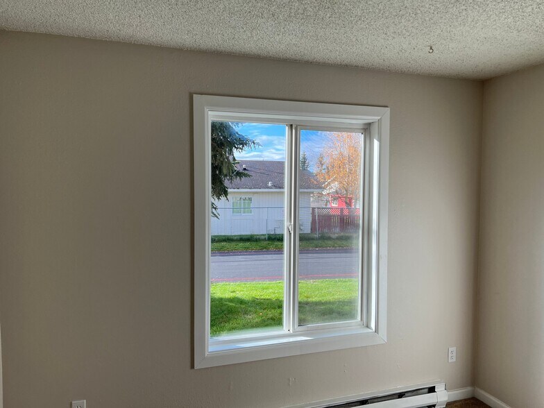 Building Photo - 4610 Reka Dr