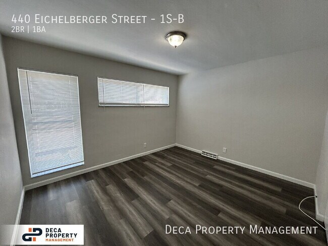Building Photo - 440 Eichelberger St