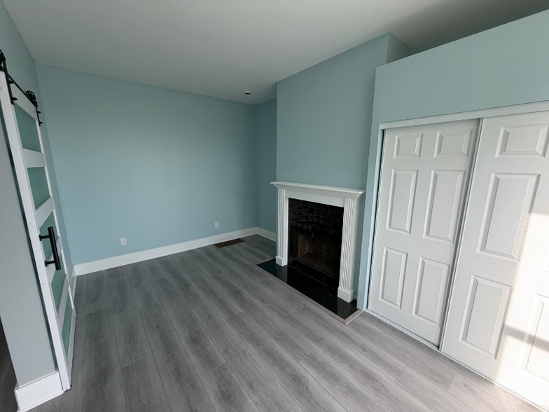 Building Photo - 536 Arlington St