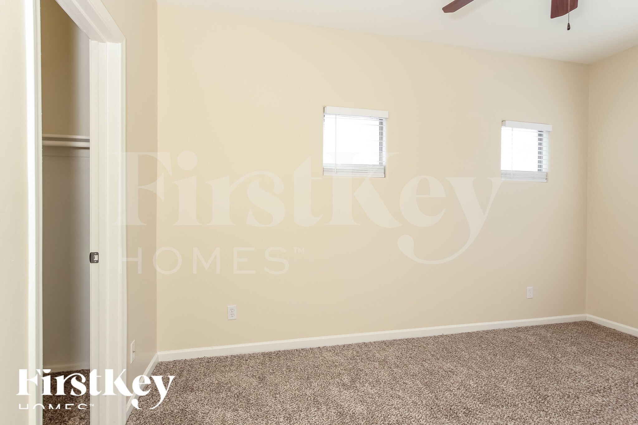 Building Photo - 22022 N 29th Dr