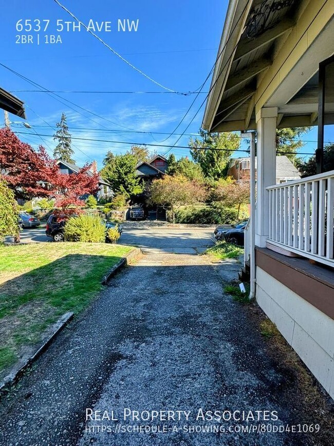 Building Photo - Charming Ballard Home in a Prime Location!