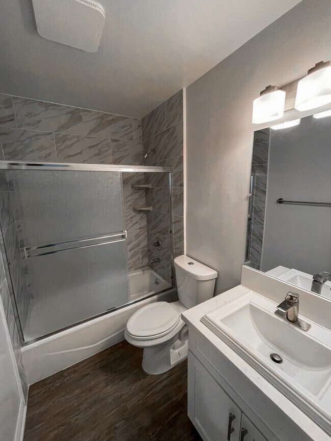 Stonehill Apartment Complex 13625 Mar Vista St Whittier CA 90602