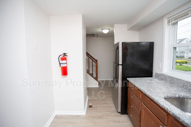 Building Photo - 121 Rancocas Rd