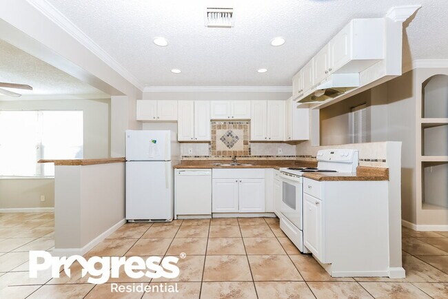 Building Photo - 923 Bradley Ct