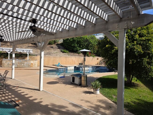 Building Photo - 2432 Papyrus Ct