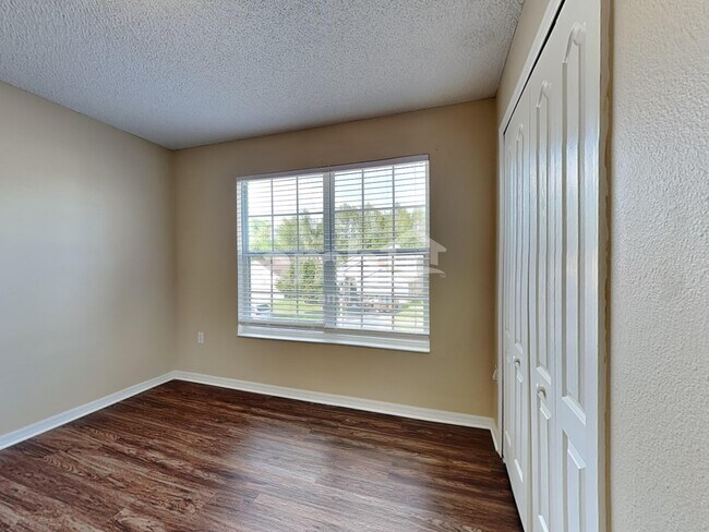 Building Photo - 9448 Candice Ct