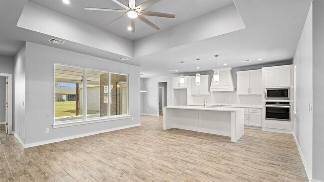 Building Photo - 12624 E Hefner Rd