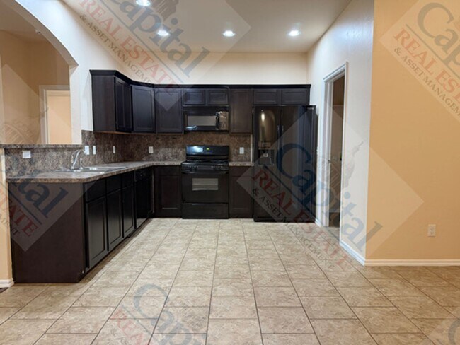Building Photo - 9604 Ella Ln