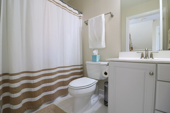 Building Photo - "Coming Soon" Luxury 4 Level Picturesque T...