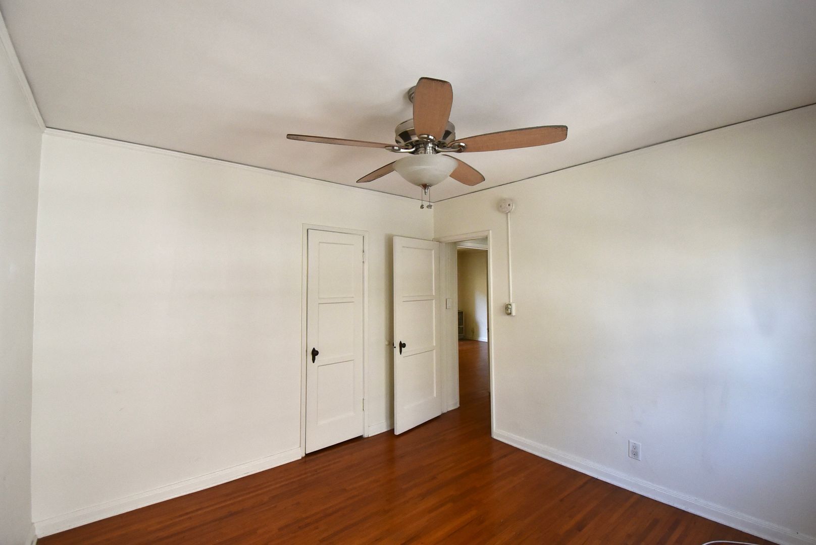 Building Photo - 4224 Los Feliz Blvd