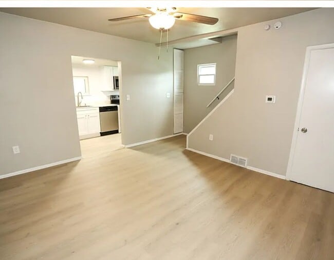 Building Photo - 513 Bucktown Rd