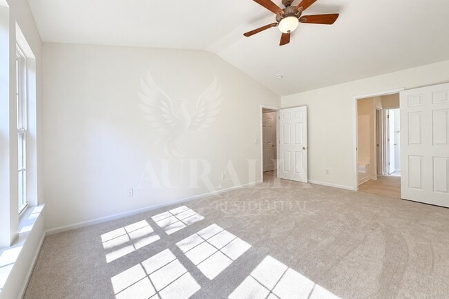 Building Photo - 112 Huntersville Rd