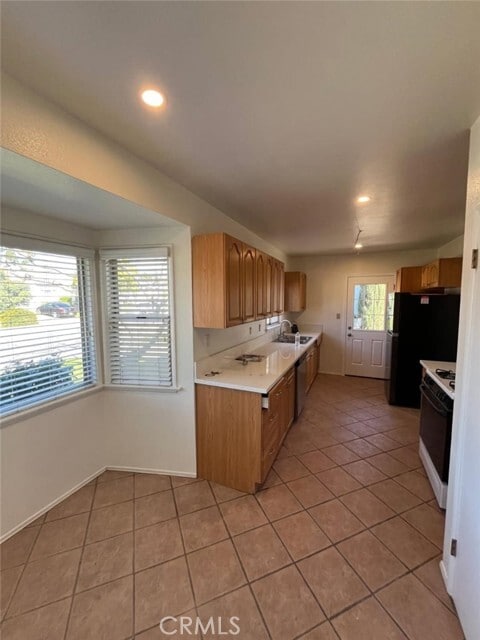 Building Photo - 450 St Augustine Ave