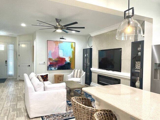 Building Photo - 3/2.5 ANNUAL/FURNISHED OPTION- GORGEOUS To...
