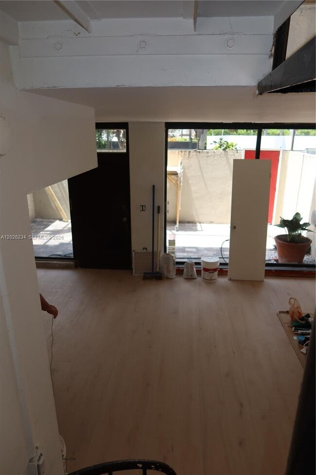 Building Photo - 3190 Bird Ave