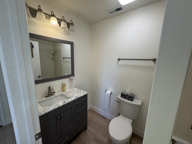 Building Photo - 267 S 300 E