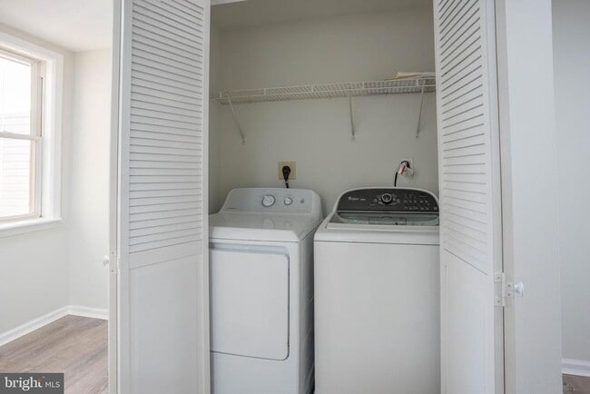 Building Photo - 1738 N Bouvier St