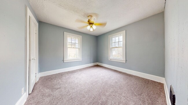 Building Photo - 3bedroom in Mansfield Schools