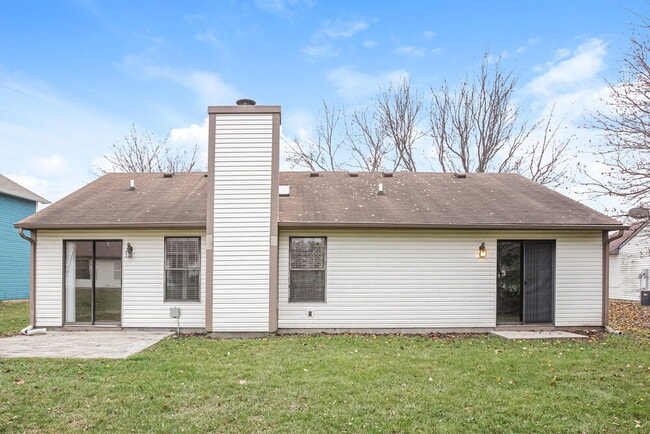 Building Photo - 5040 Harpers Ln