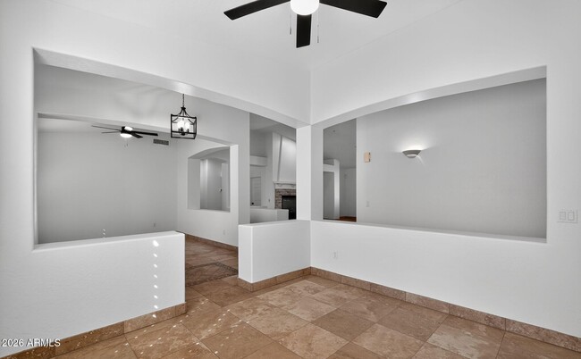 Building Photo - 7742 E Los Gatos Dr