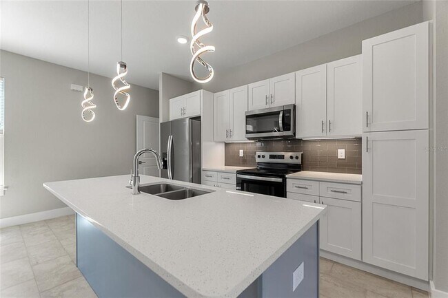 Building Photo - 3473 S San Mateo Dr