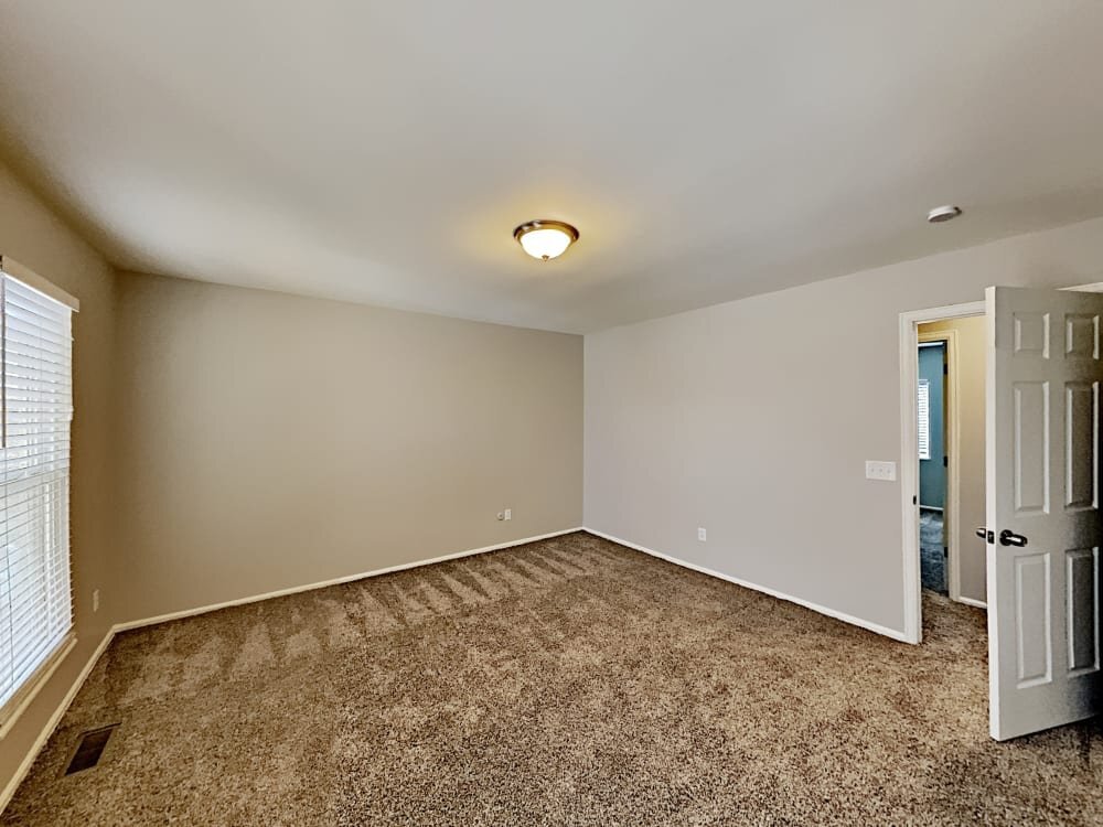 Building Photo - 16534 E Wyoming Dr