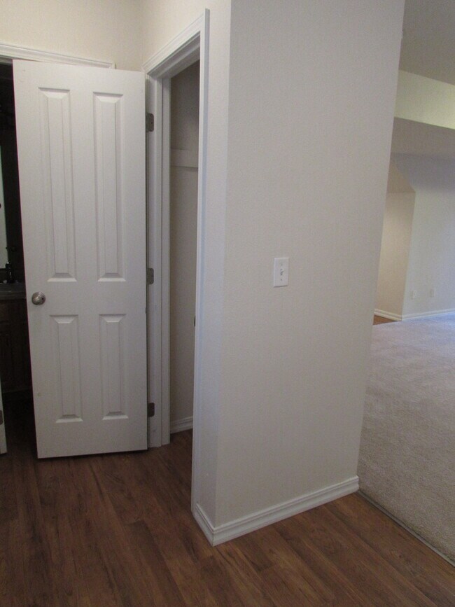 Building Photo - 119 Andrews Dr