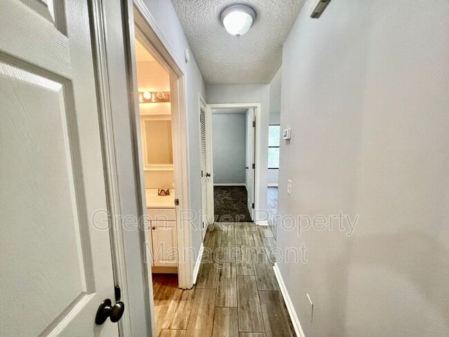 Building Photo - 3248 Dowitcher Ln