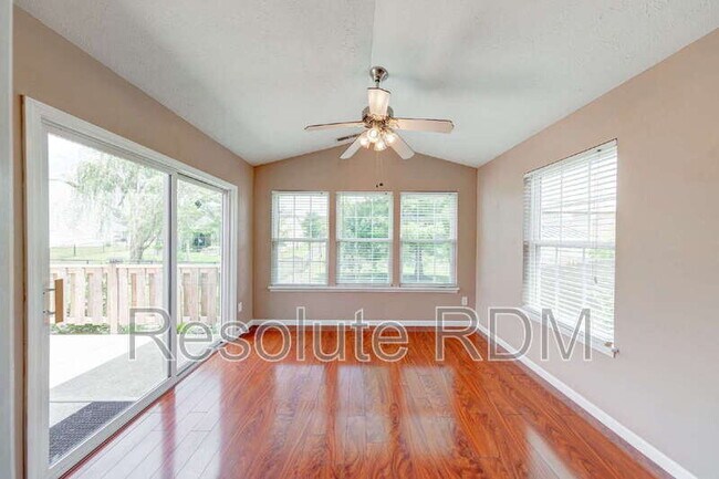 Building Photo - 2665 Foxbriar Pl