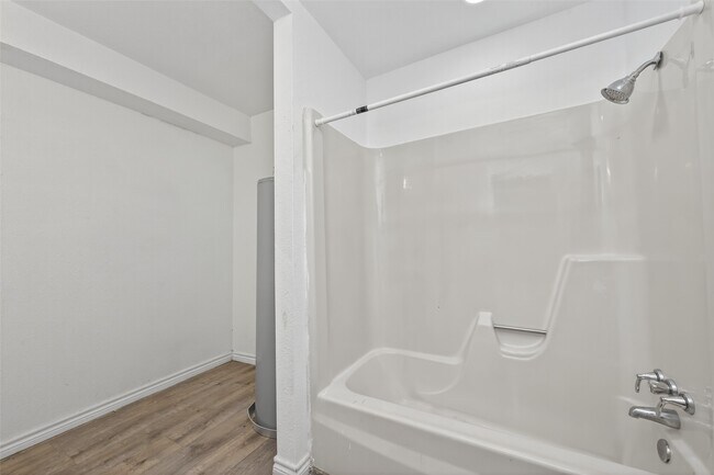 Building Photo - 5199 E Farm to Market 1988