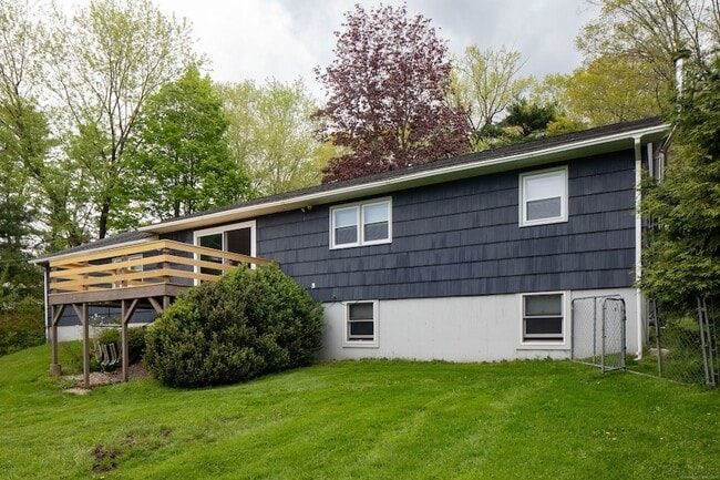 Building Photo - 30 Housatonic Ave