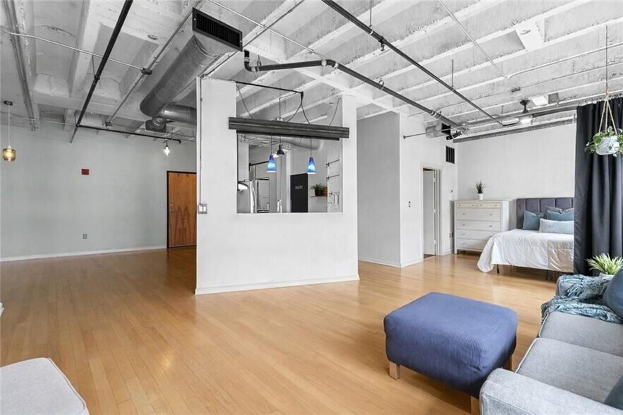 Building Photo - 878 Peachtree St NE